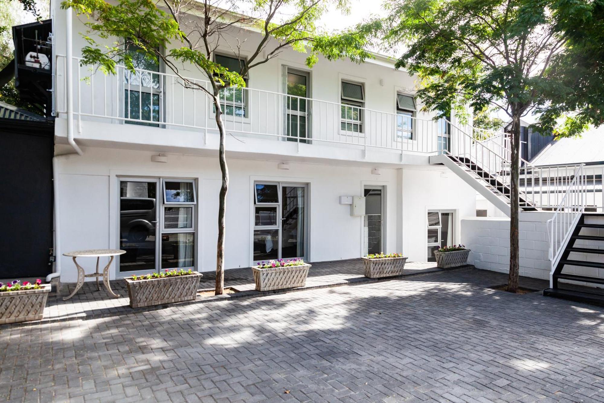 Skinkikofi Guest House Paarl Exterior photo